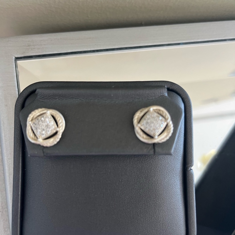 David Yurman authentic earrings with diamonds